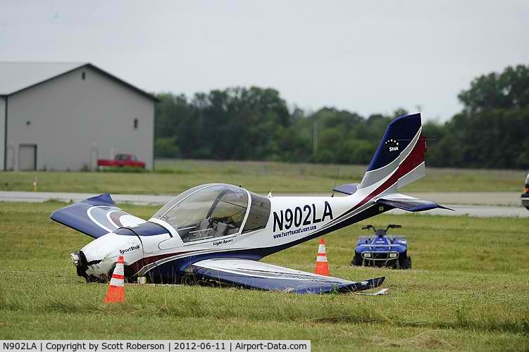 N902LA, 2007 Evektor-Aerotechnik SPORTSTAR C/N 20070902, Landing Accident 11-Jun-2012 Greenwood Indiana
