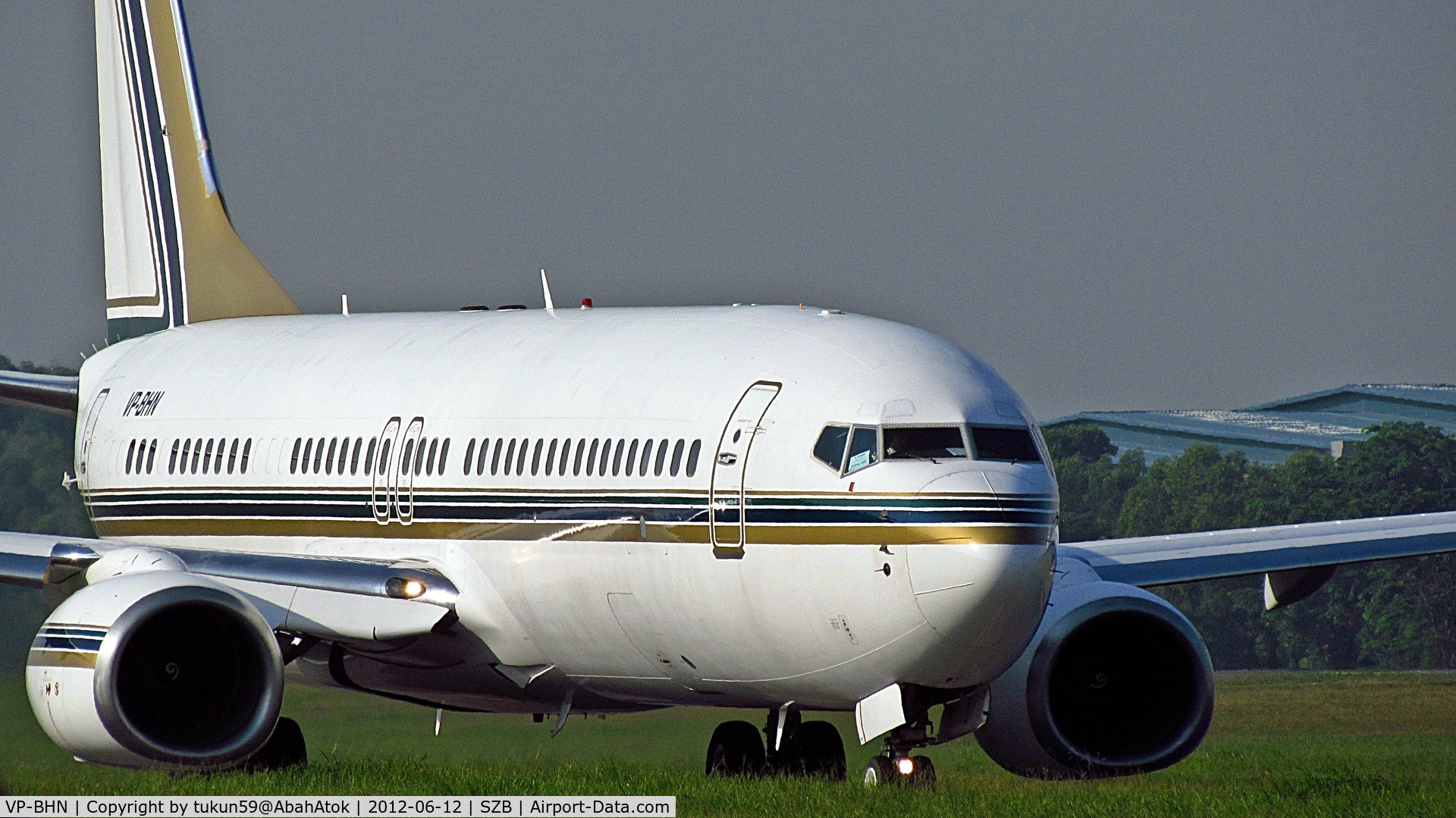 VP-BHN, 2001 Boeing 737-8AN BBJ C/N 32438, Saudi Oger