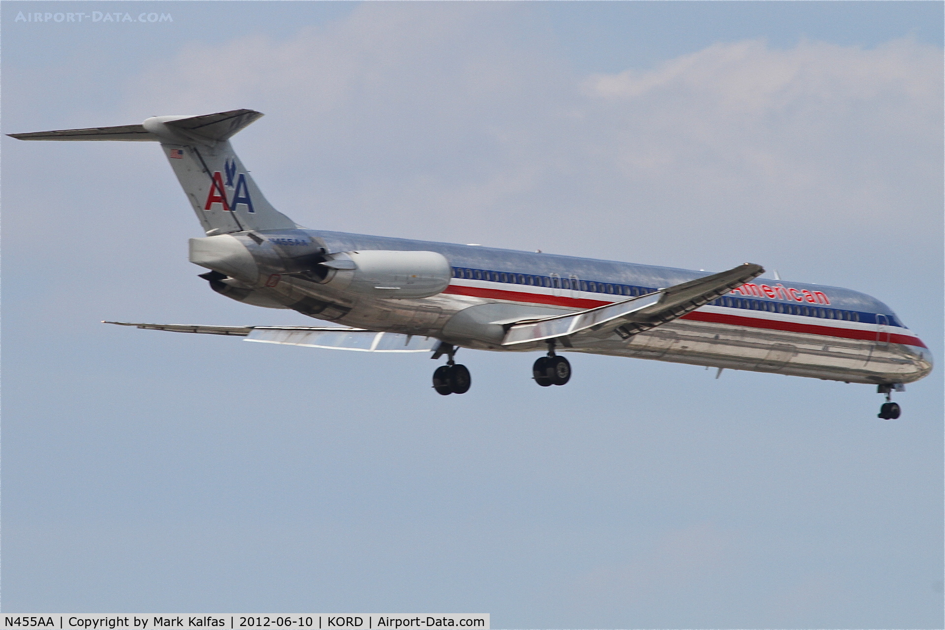 N455AA, 1988 McDonnell Douglas MD-82 (DC-9-82) C/N 49560, American Airlines Mcdonnell Douglas DC-9-82, AAL2356 arriving from Dallas/Fort Worth Int'l /KDFW, RWY 10 approach KORD.