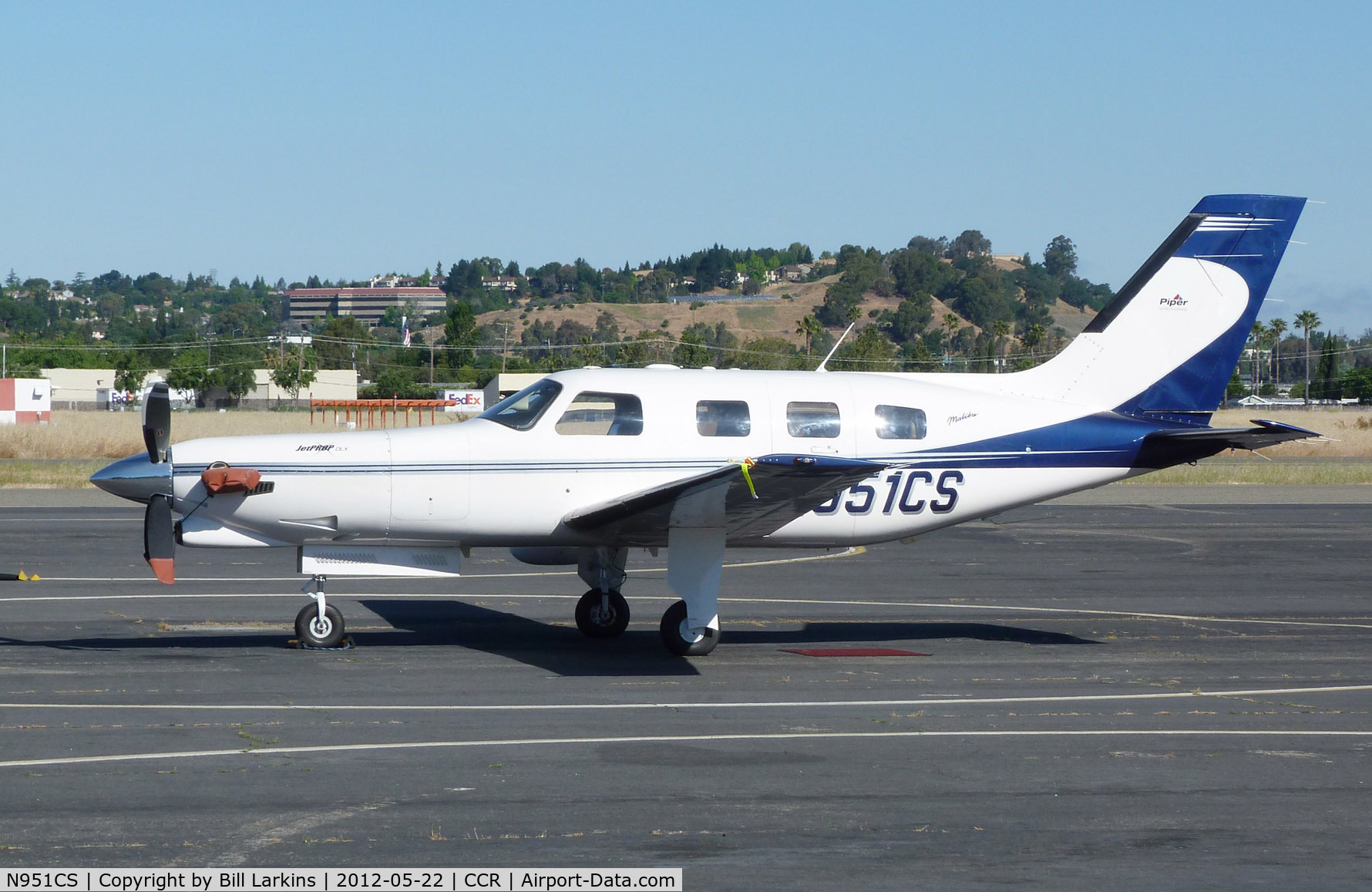 N951CS, 1999 Piper PA-46-350P Malibu Mirage C/N 4636212, Visitor