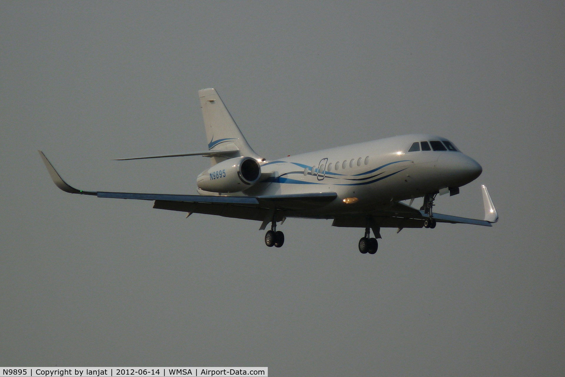 N9895, Dassault Falcon 2000EX C/N 184, Evening Arrival