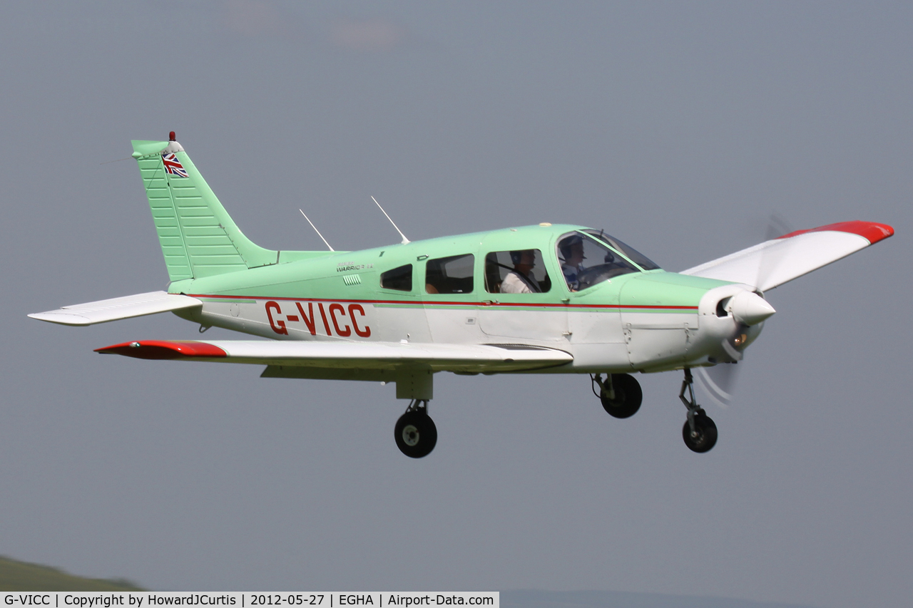 G-VICC, 1979 Piper PA-28-161 Cherokee Warrior II C/N 28-7916317, Coming in to land.