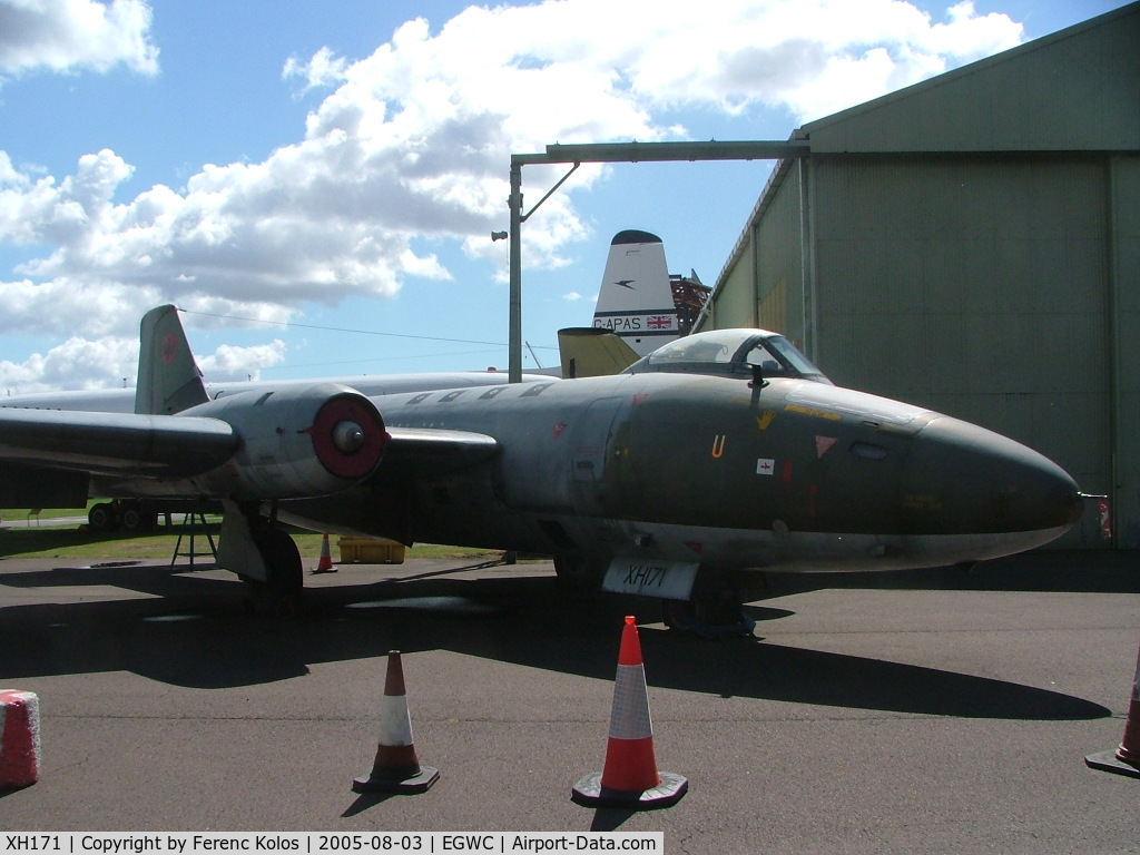 XH171, 1960 English Electric Canberra PR.9 C/N SH1735, Museum