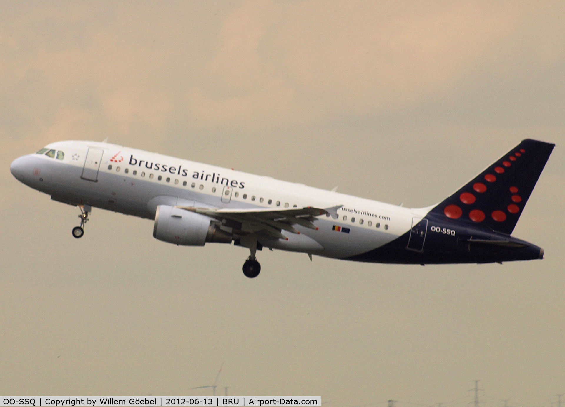 OO-SSQ, 2009 Airbus A319-112 C/N 3790, Take off from Brussel Airport