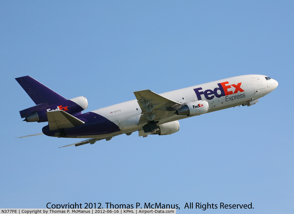 N377FE, 1972 McDonnell Douglas MD-10-10F C/N 47965, FedEX 445 Heavy climbing out from 9R at PHL.