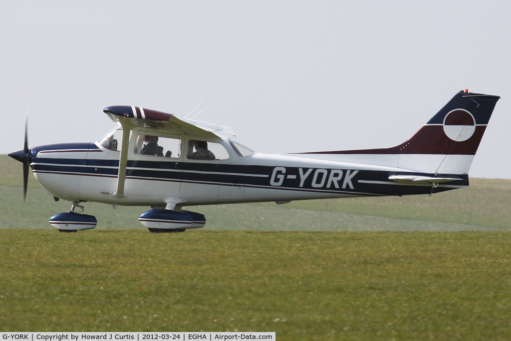 G-YORK, 1975 Reims F172M Skyhawk Skyhawk C/N 1354, Privately owned.