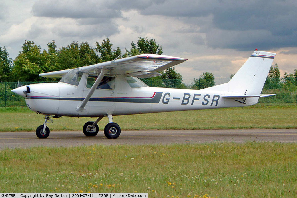 G-BFSR, 1969 Reims F150J C/N 0504, R/Cessna F.150J [0504] Kemble~G 11/07/2004. Taxiing out for departure.