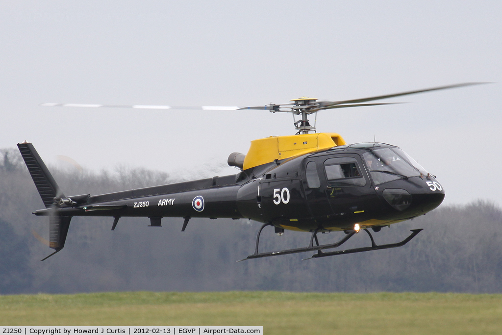 ZJ250, 1997 Eurocopter AS-350BB Squirrel HT2 Ecureuil C/N 3047, Operated by 670 Squadron.