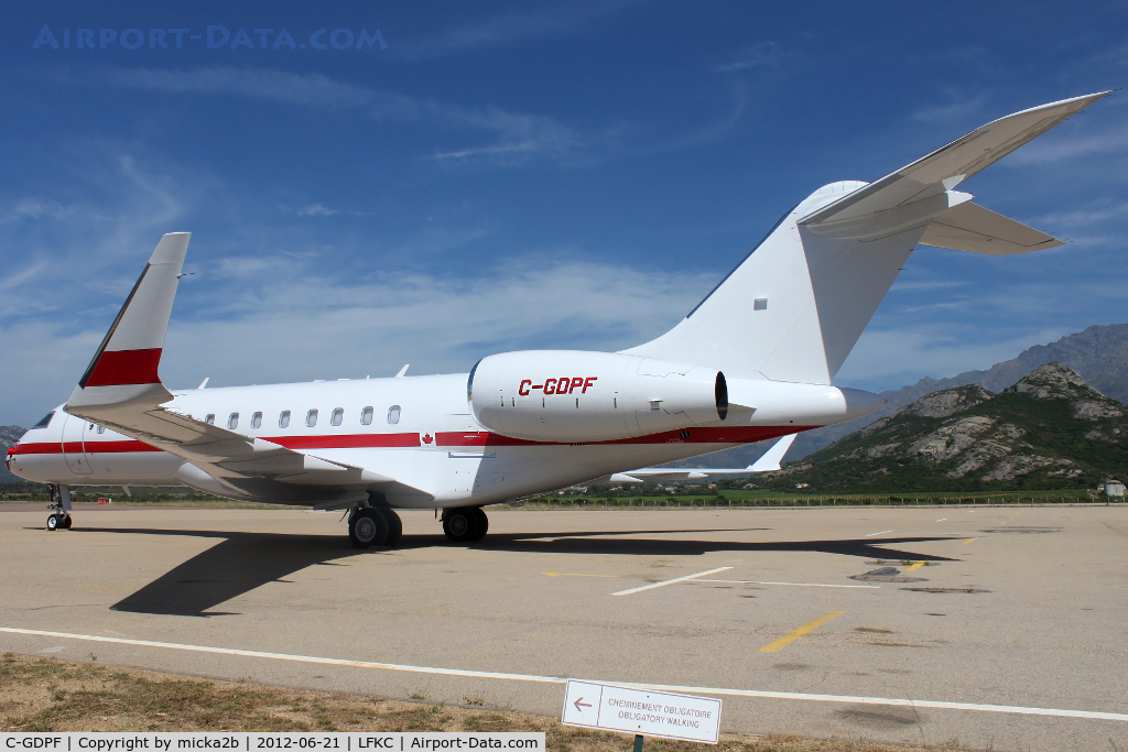 C-GDPF, 2010 Bombardier BD-700-1A10 Global Express C/N 9388, Parked