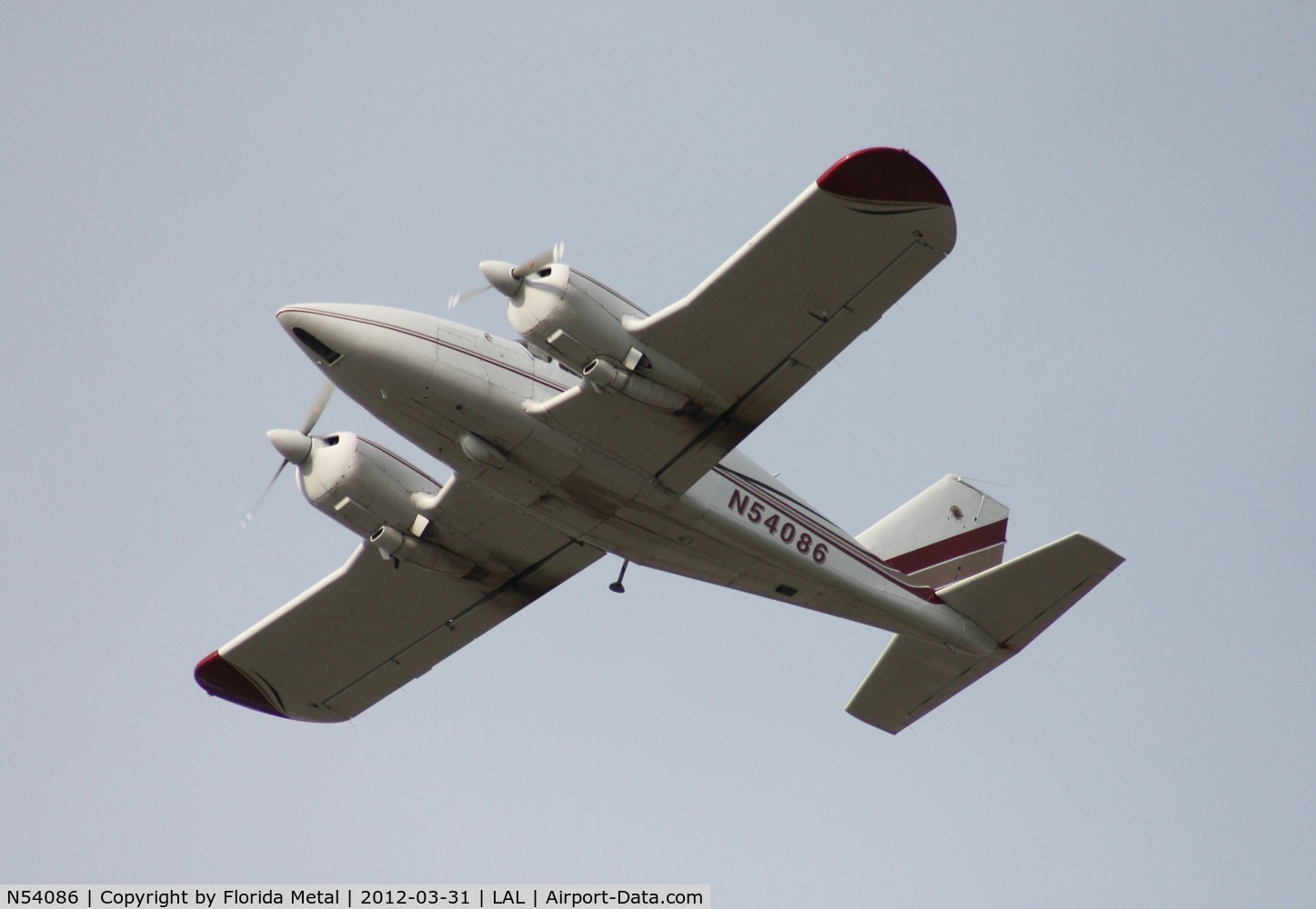 N54086, 1974 Piper PA-23-250 Aztec C/N 27-7405400, PA-23-250