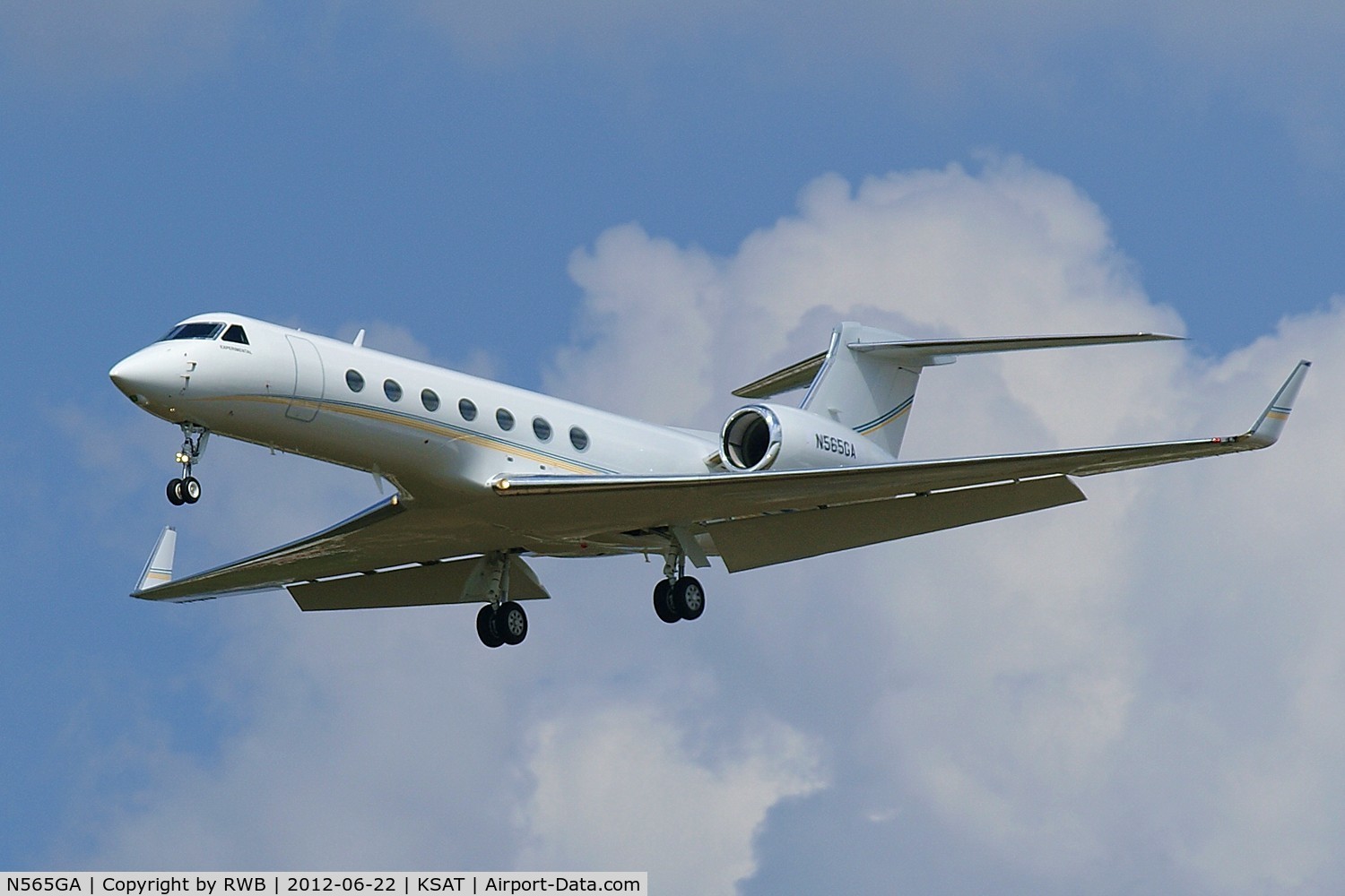 N565GA, Gulfstream Aerospace GV-SP (G550) C/N 5365, 