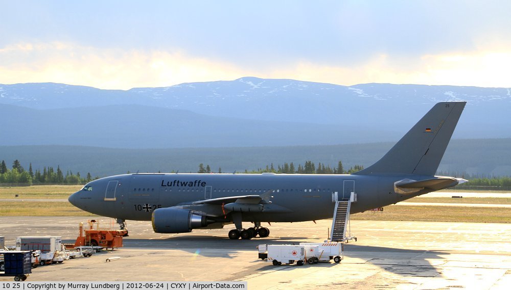 10 25, 1988 Airbus A310-304/MRTT C/N 484, On the ramp at Whitehorse, Yukon overnight, en route to a NATO exercise in Alaska.