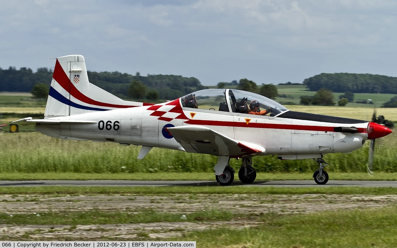 066, Pilatus PC-9M C/N 629, taxying to the flightline