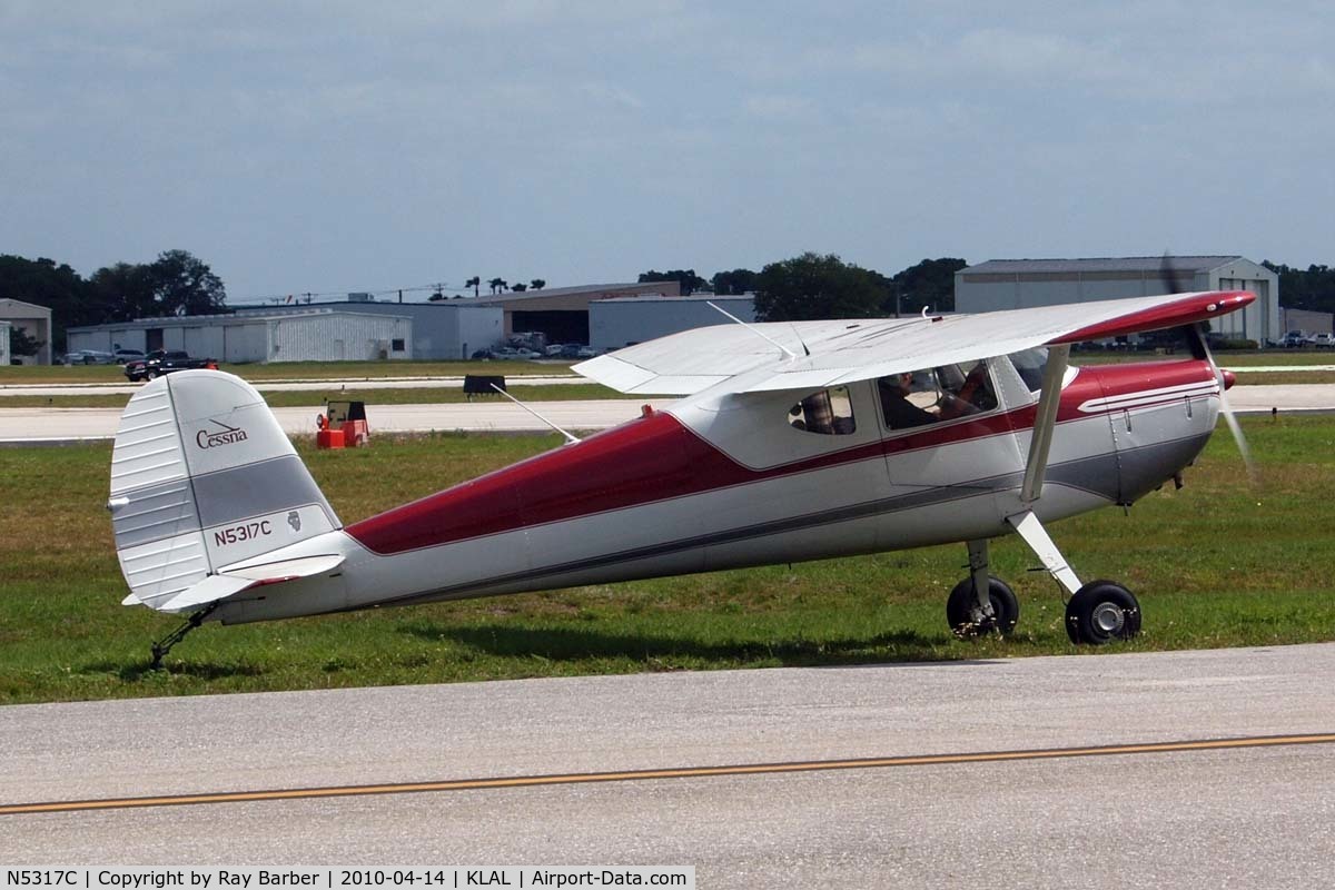 N5317C, 1950 Cessna 140A C/N 15437, Seen taxing for departure.