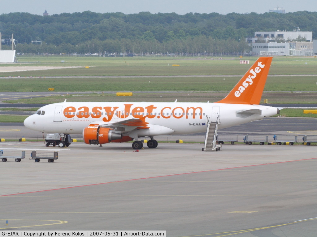 G-EJAR, 2005 Airbus A319-111 C/N 2412, AMS