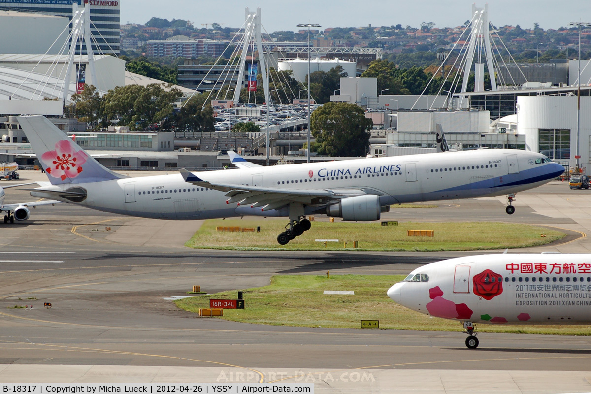 B-18317, 2007 Airbus A330-302 C/N 861, At Sydney
