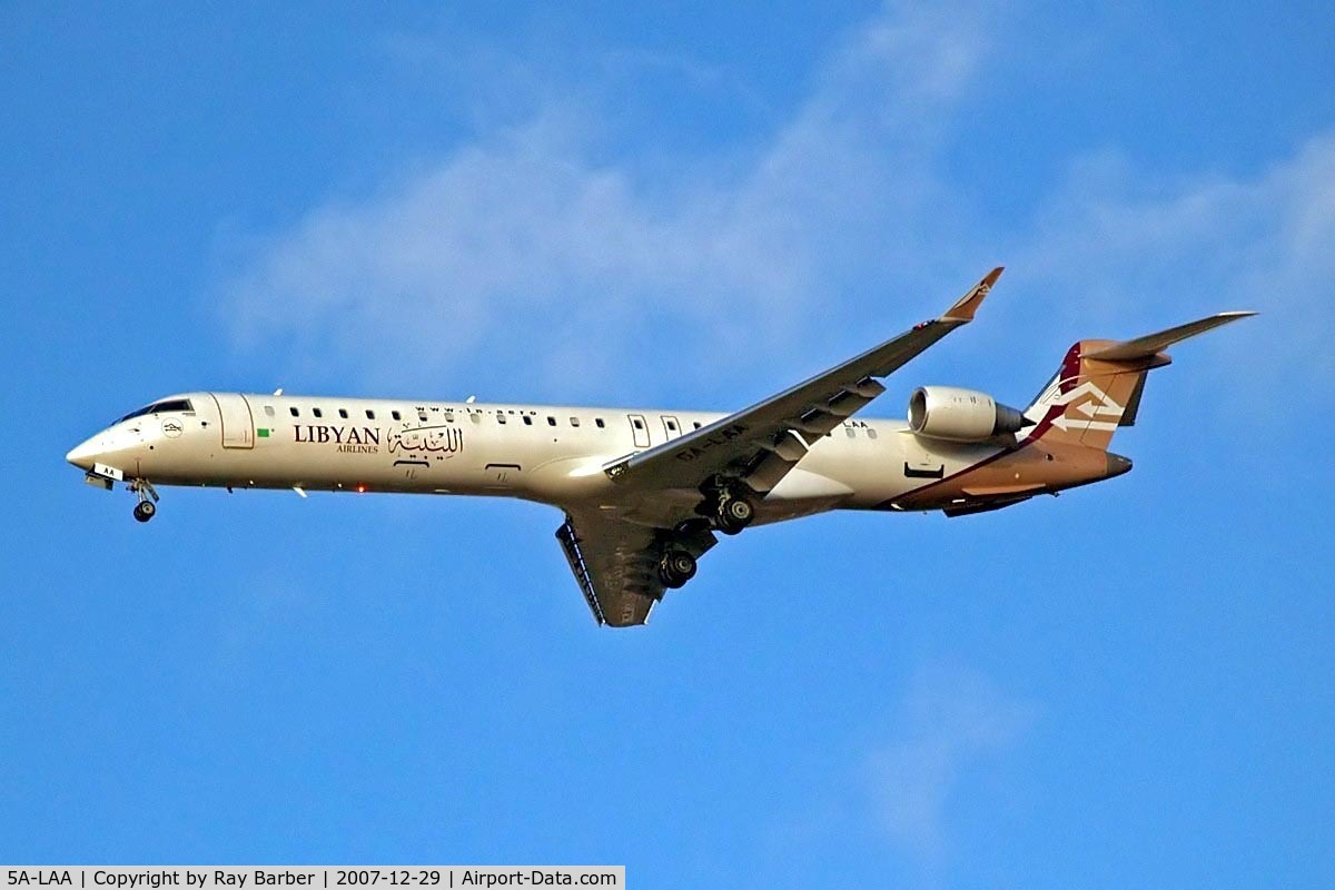 5A-LAA, 2007 Bombardier CRJ-900ER (CL-600-2D24) C/N 15120, Canadair CRJ-900 [15120] (Libyan Airlines) Home~G 29/12/2007. On approach 27R to Heathrow~G