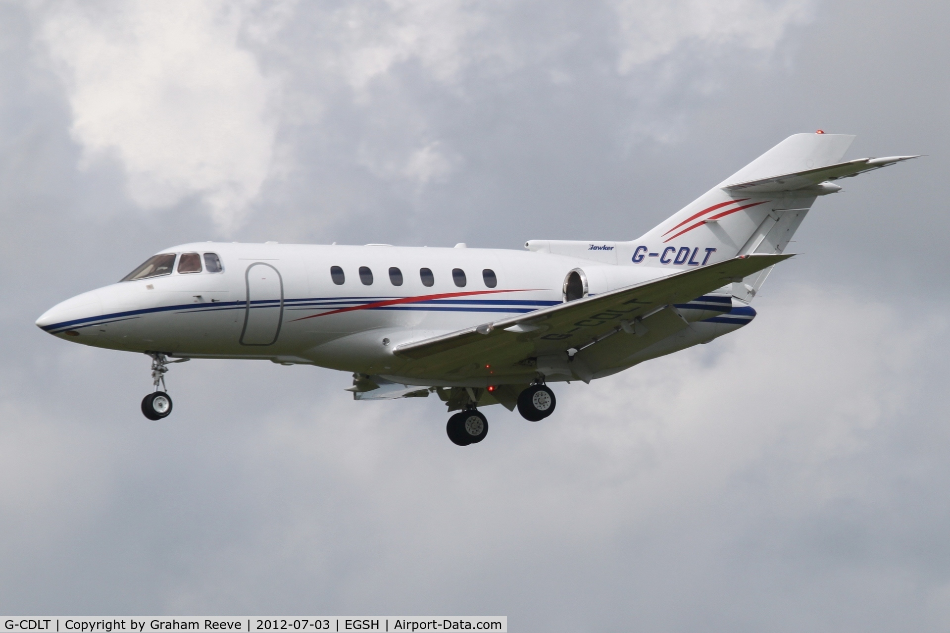 G-CDLT, 2005 Raytheon Hawker 800XP C/N 258710, About to touch down.