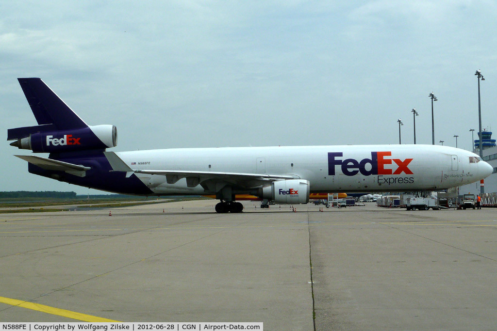 N588FE, 1992 McDonnell Douglas MD-11F C/N 48490, visitor