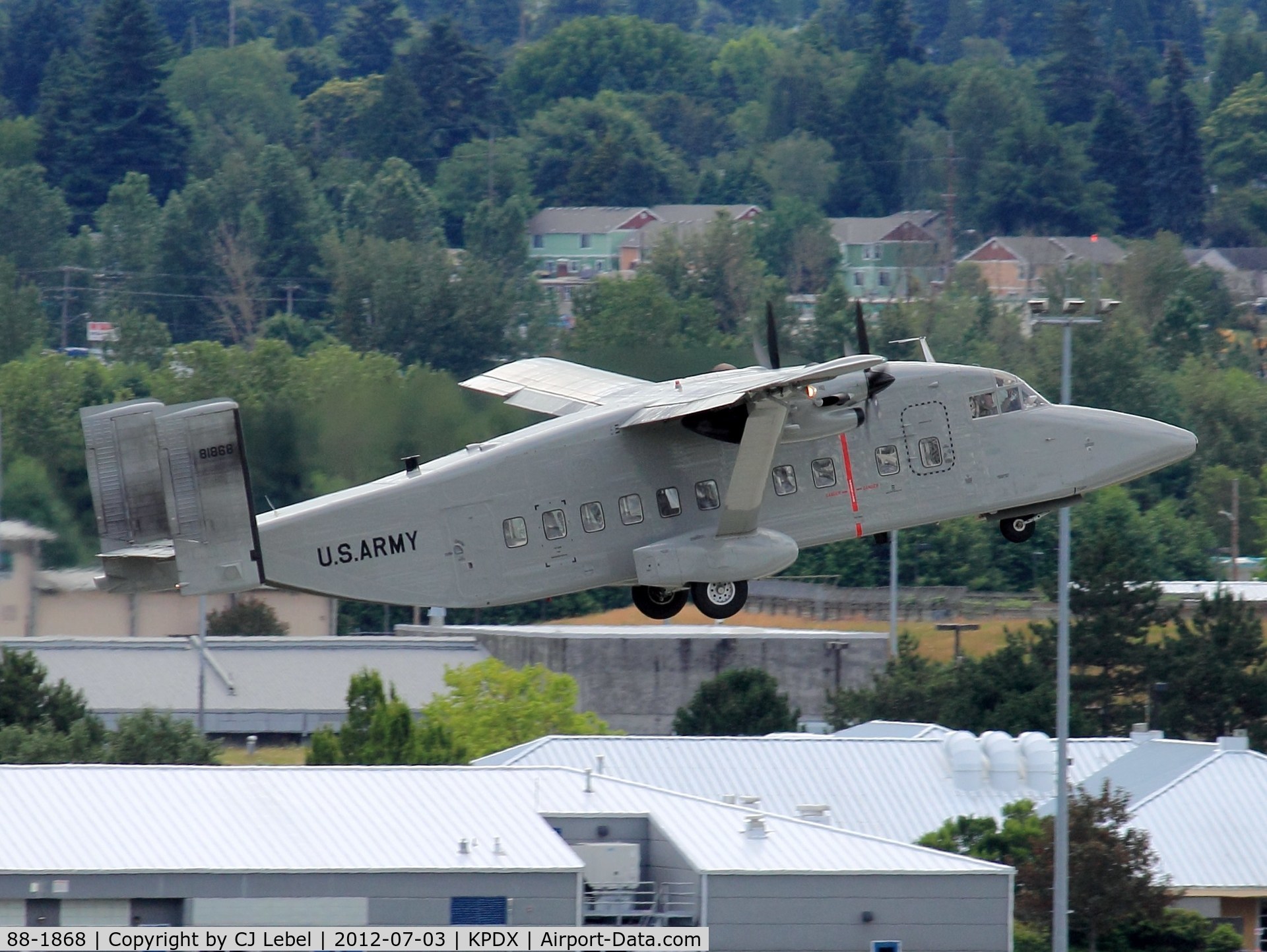 88-1868, 1991 Short C-23B Sherpa C/N SH3208, Shorts C-23B Sherpa departing KPDX