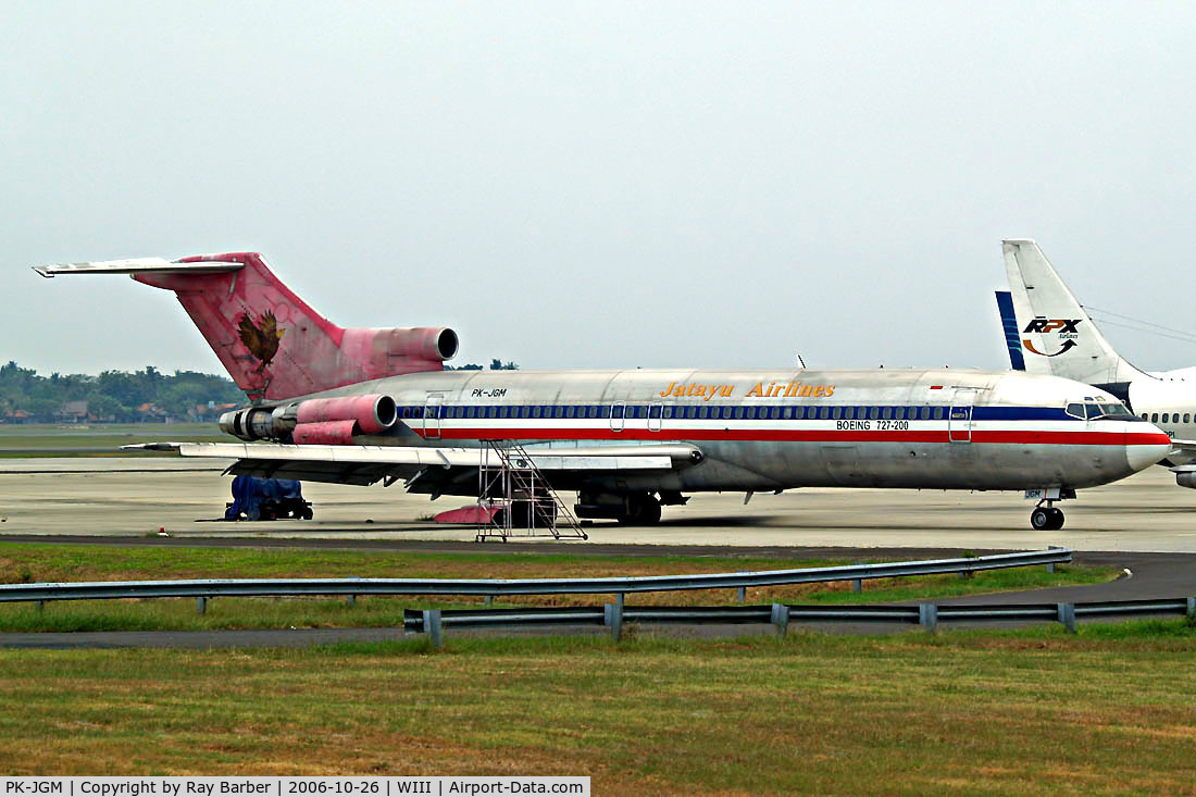 PK-JGM, 1979 Boeing 727-223 C/N 21519, Boeing 727-223 [21519] (Jatayu Airlines) Jakarta-Soekarno Hatta Int~PK 26/10/2006. Seen Here.