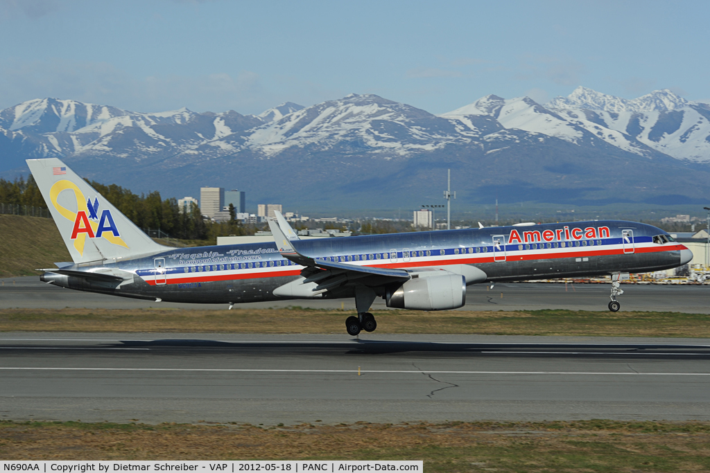 N690AA, 1993 Boeing 757-223 C/N 25696, American Airlines Boeing 757-200