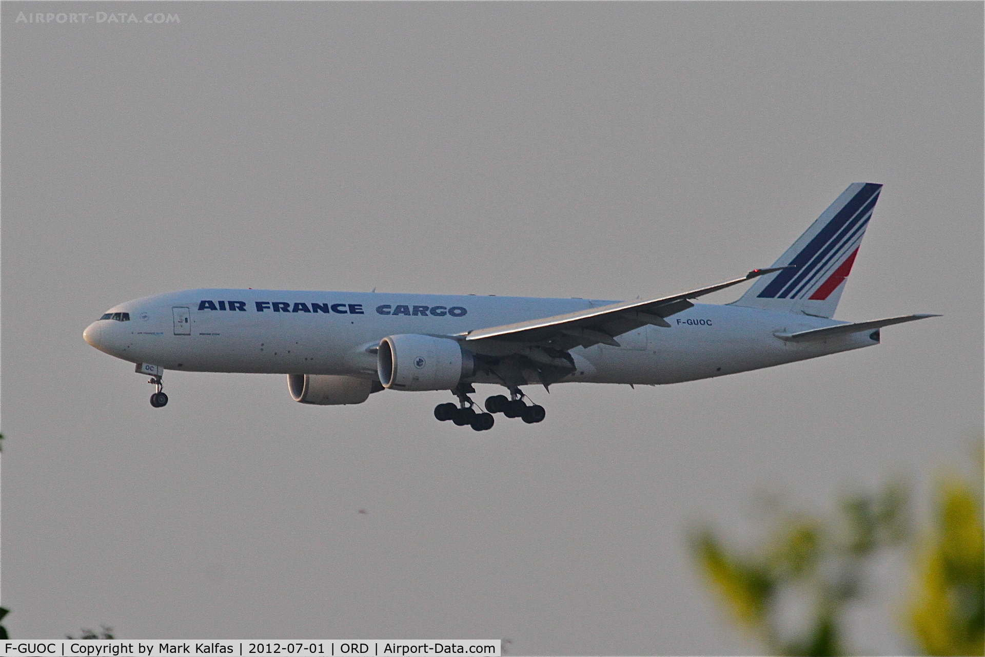 F-GUOC, 2009 Boeing 777-F28 C/N 32966, Air France Cargo BOEING 777-F28, AFR6736 arriving from Charles de Gaulle/Roissy /LFPG, RWY 27L approach KORD.