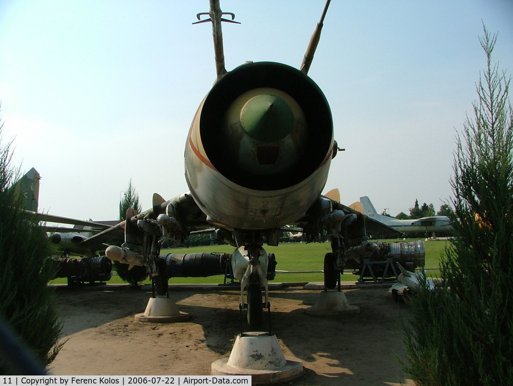 11, 1983 Sukhoi Su-22M-3 C/N 51611, Kecel