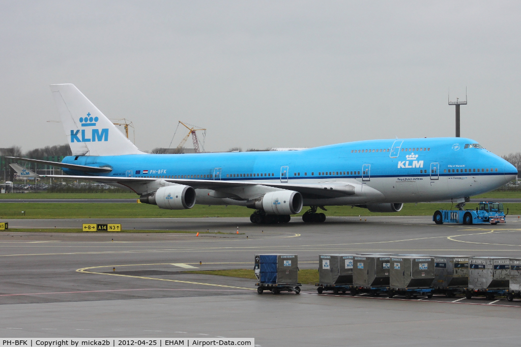 PH-BFK, 1991 Boeing 747-406BC C/N 25087, Taxiing