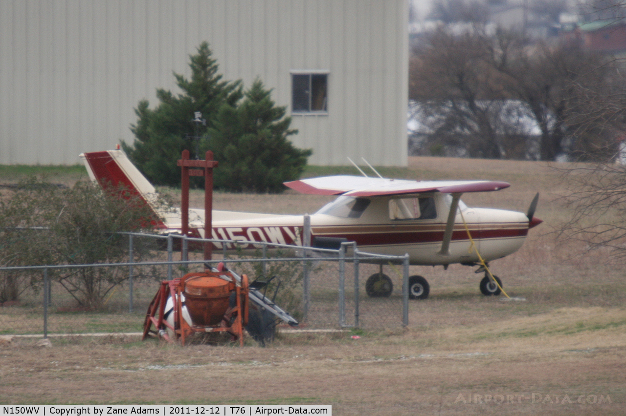 N150WV, 1971 Cessna 150L C/N 15072848, At Rhome Meadows Airport
