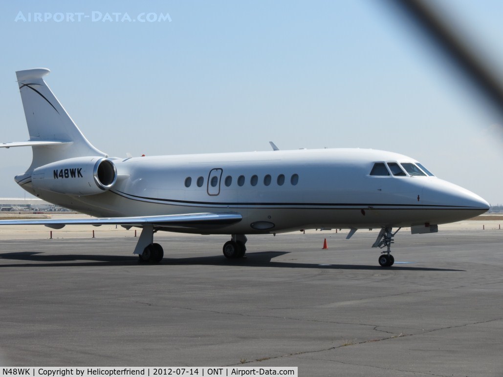 N48WK, 1997 Dassault Falcon 2000 C/N 48, Parked on the south side