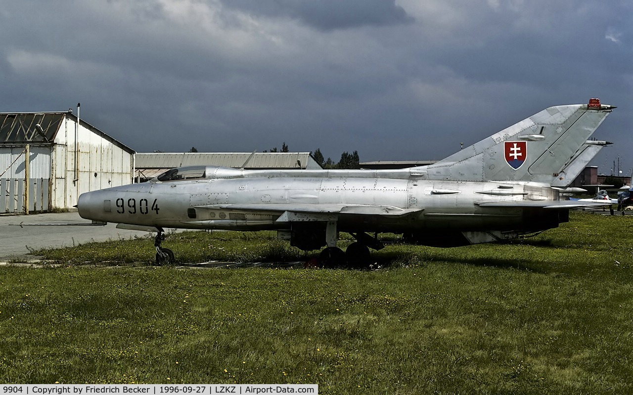 9904, Mikoyan-Gurevich MiG-21F13 C/N 269904, flightline at Kosice AB