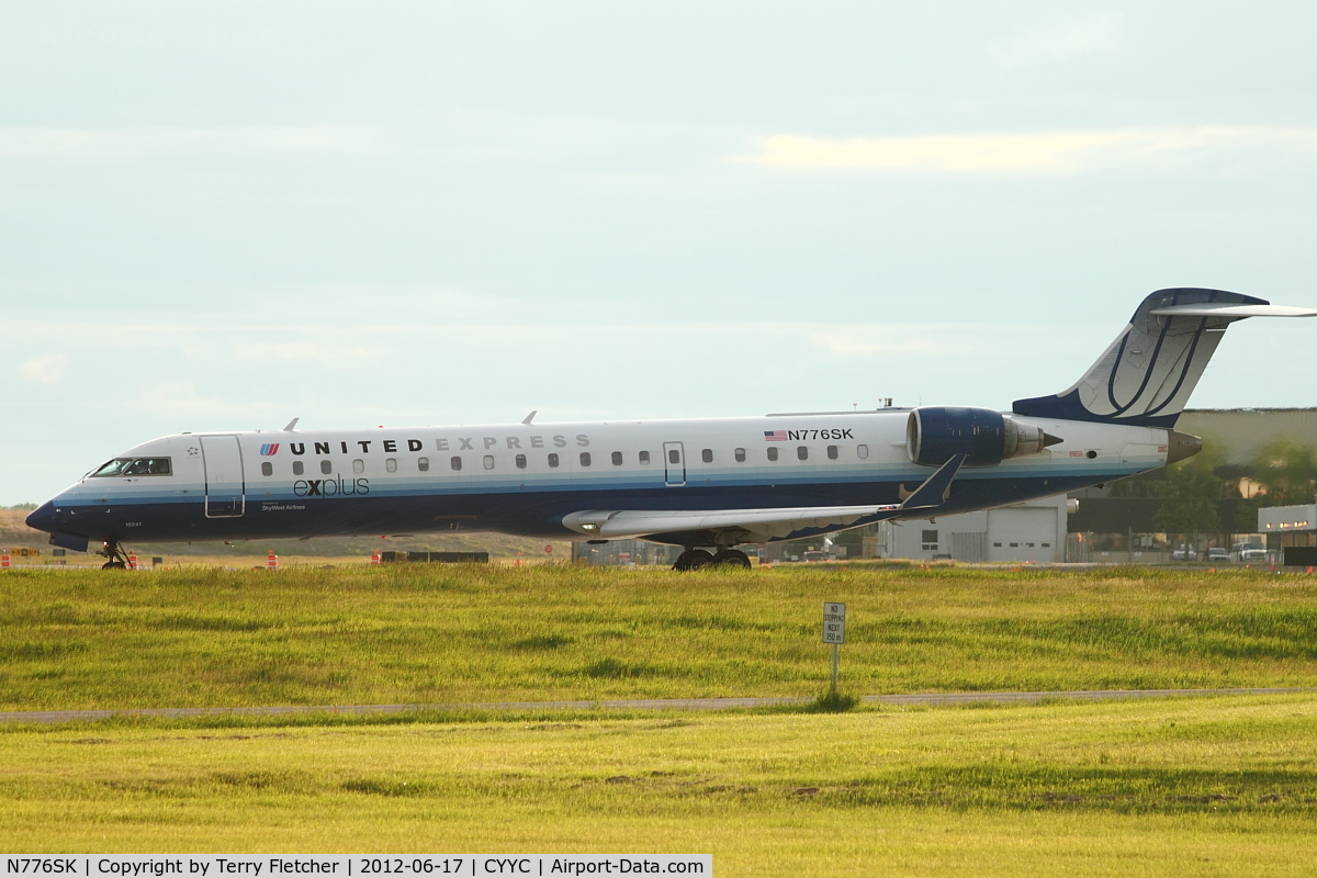 N776SK, 2006 Bombardier CRJ-700 (CL-600-2C10) Regional Jet C/N 10241, at Calgary