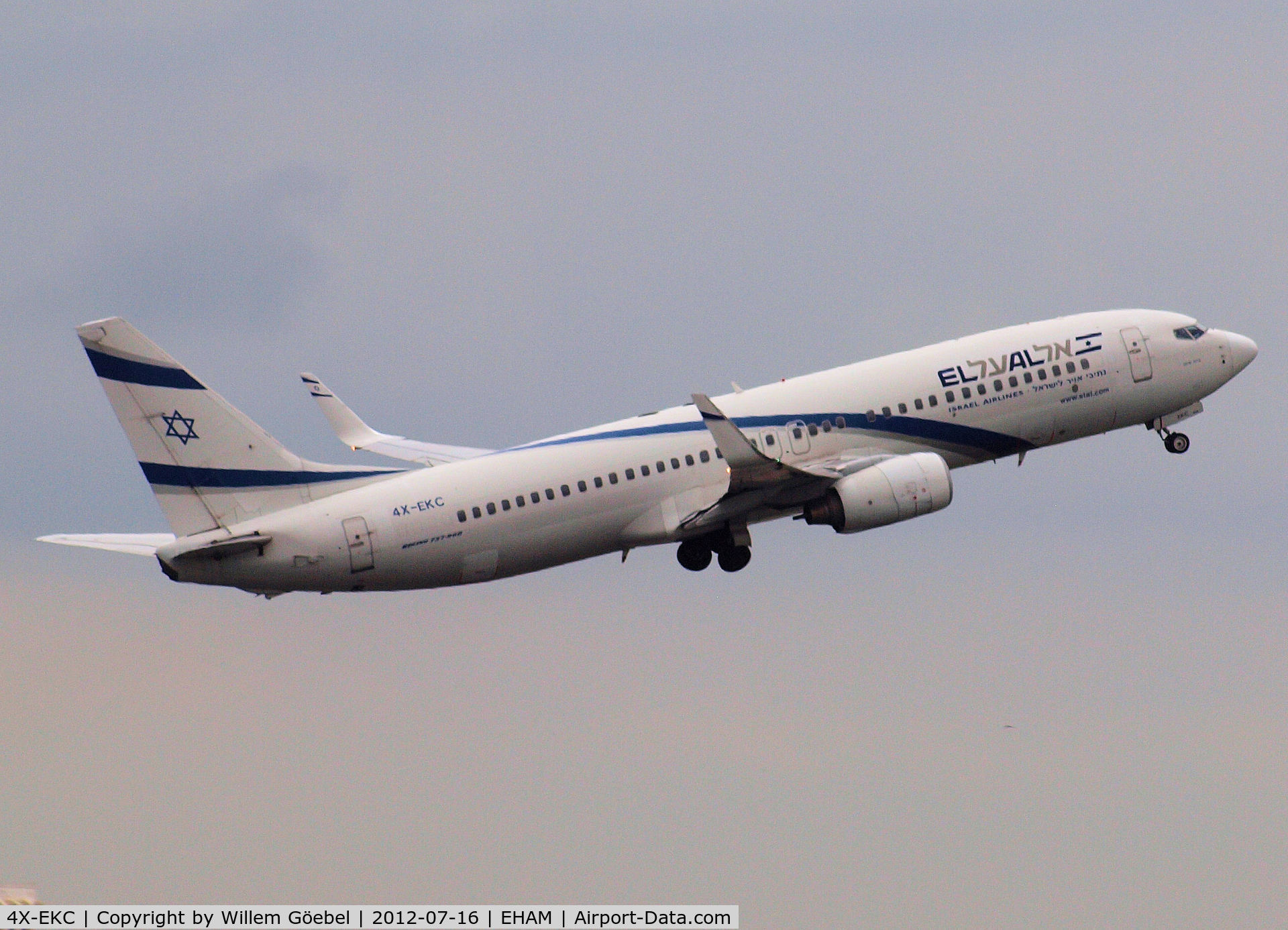 4X-EKC, 1999 Boeing 737-858 C/N 29959, Take off from runway L18 of Schiphol Airport