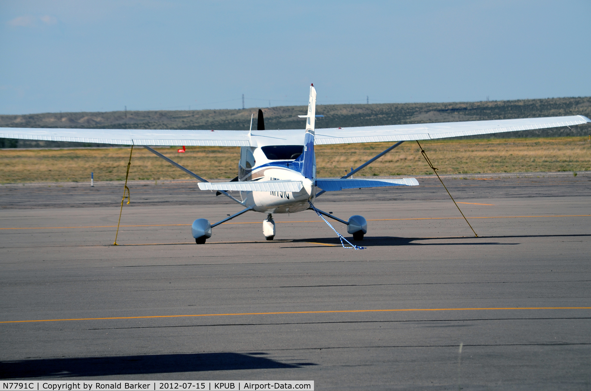 N7791C, 2004 Cessna 182T Skylane C/N 18281423, Pueblo