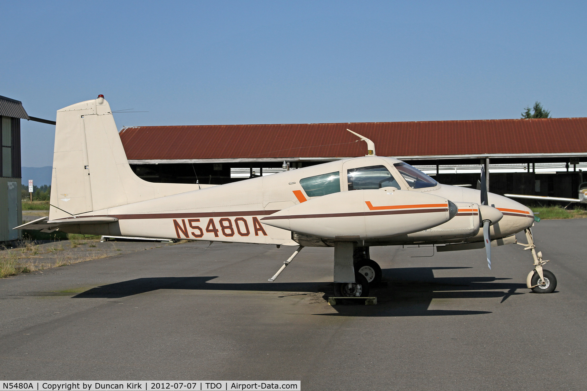 N5480A, 1958 Cessna 310B C/N 35680, This 310 looks in much better shape than last seen at Toledo