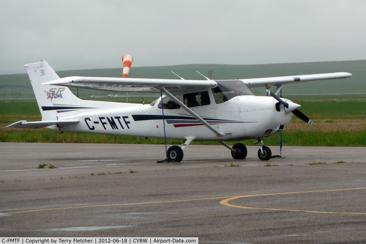 C-FMTF, 2002 Cessna 172S Skyhawk C/N 172S9217, 2002 Cessna 172S, c/n: 172S9217