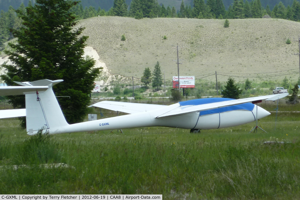 C-GXML, 1977 IAR IS-28B2 Lark C/N 77, 1977 Brasov IS-28B2, c/n: 77 at Invermere