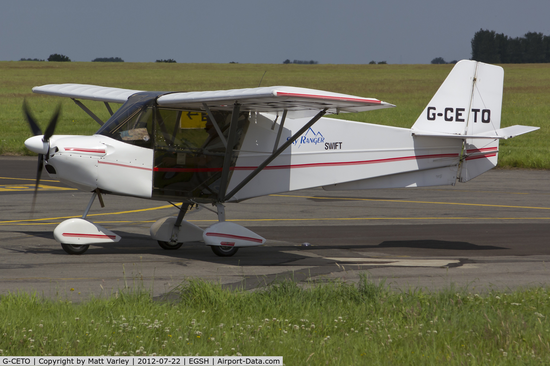 G-CETO, 2007 Skyranger Swift 912S(1) C/N BMAA/HB/541, Arriving at SaxonAir.