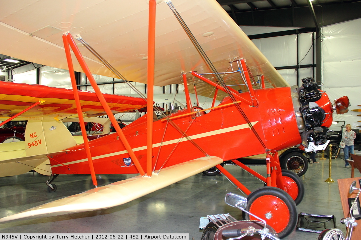 N945V, 1929 Bird A C/N 1046, at Western Antique Aeroplane & Automobile Museum at Hood River, Oregon