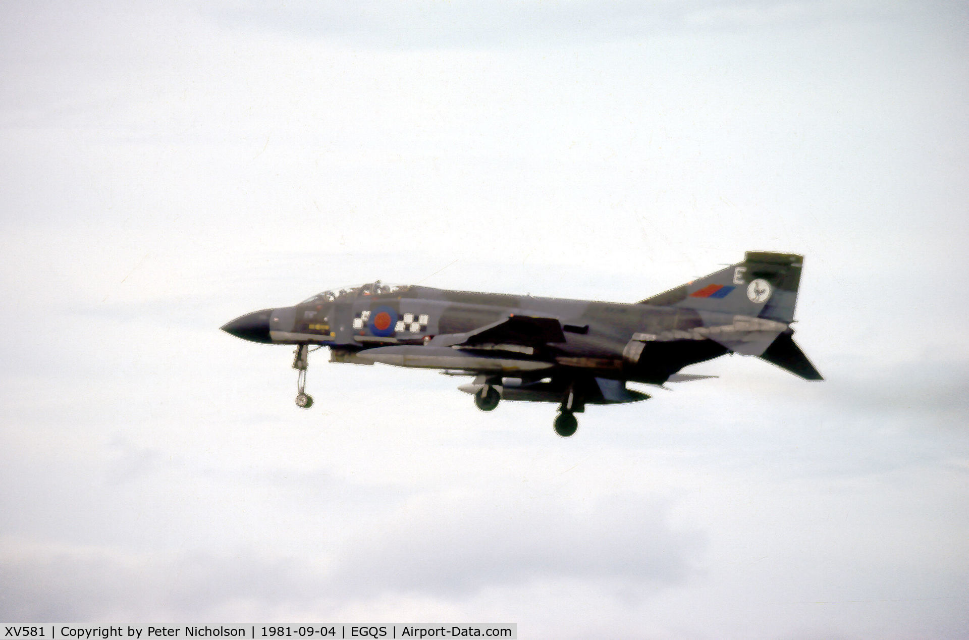 XV581, 1969 McDonnell Douglas Phantom FG1 C/N 3235/9335, Phantom FG.1 of 43 Squadron at RAF Leuchars on final approach to RAF Lossiemouth in September 1981.
