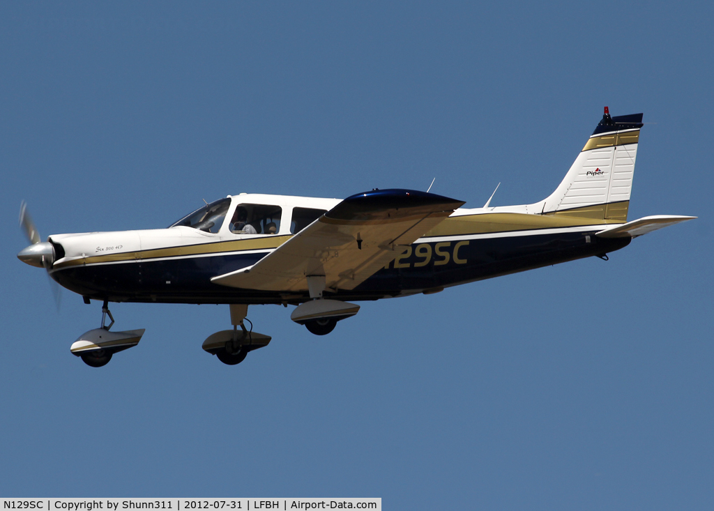 N129SC, Piper PA-32-300 Cherokee Six Cherokee Six C/N 32-7440057, Landing rwy 27