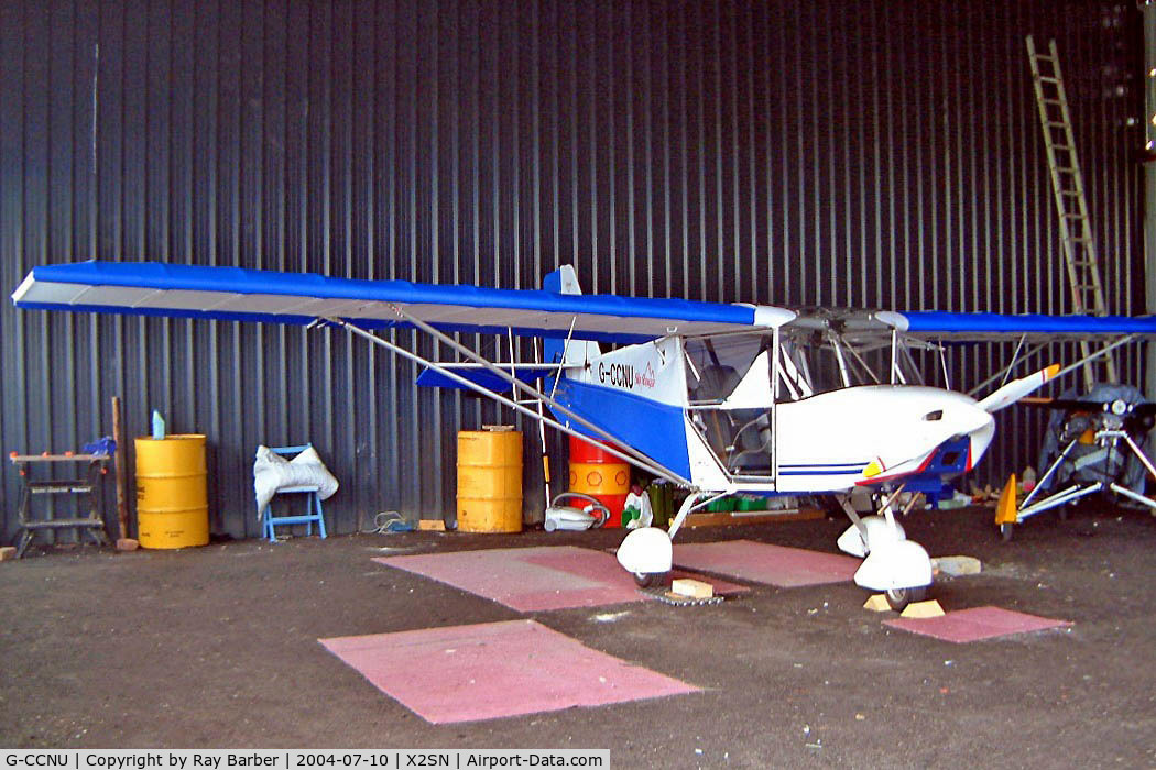 G-CCNU, 2004 Best Off SkyRanger J2.2(2) C/N BMAA/HB/297, Seen at Swindon-Redlands~G.