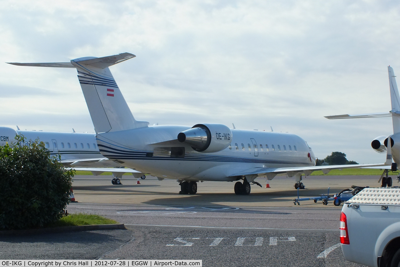 OE-IKG, 2006 Bombardier Challenger 850 (CL-600-2B19 ) C/N 8063, Executive Flight Service
