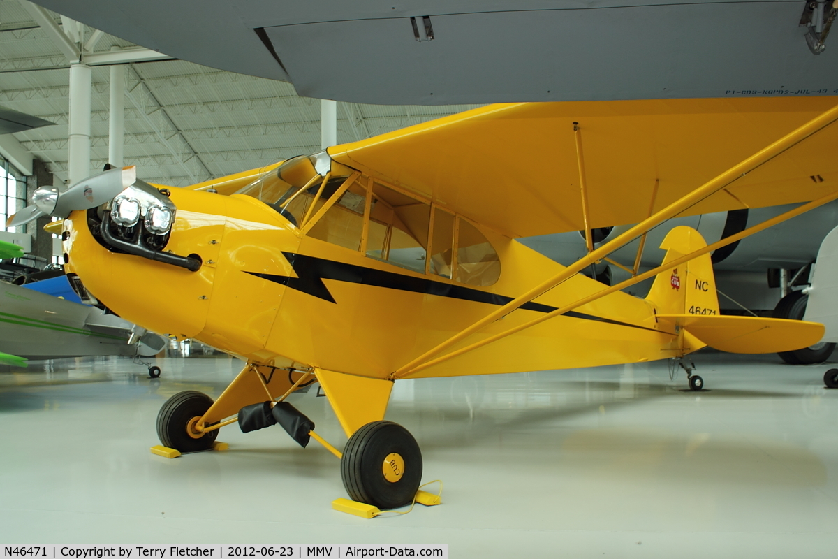 N46471, 1942 Piper J3L-65 Cub C/N G31, At Evergreen Air & Space Museum
 ex USAAF 43-3039