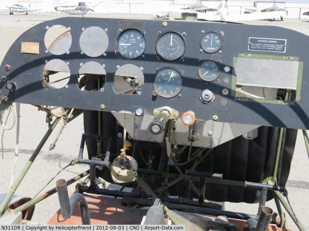 N311DR, 1959 Sportaire 2 C/N TT-1, Cockpit area