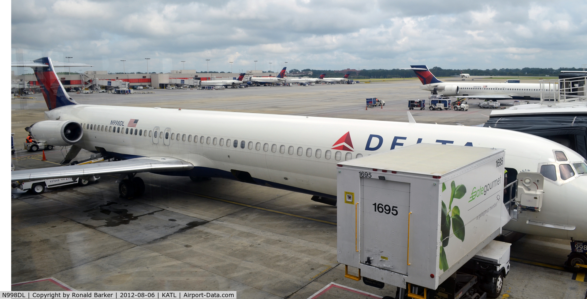 N998DL, 1992 McDonnell Douglas MD-88 C/N 53370, Atlanta