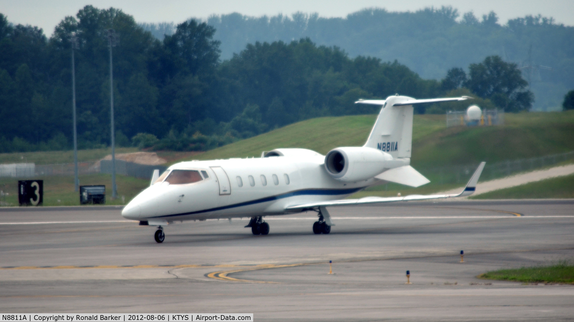 N8811A, 1998 Learjet 60 C/N 119, Knoxville