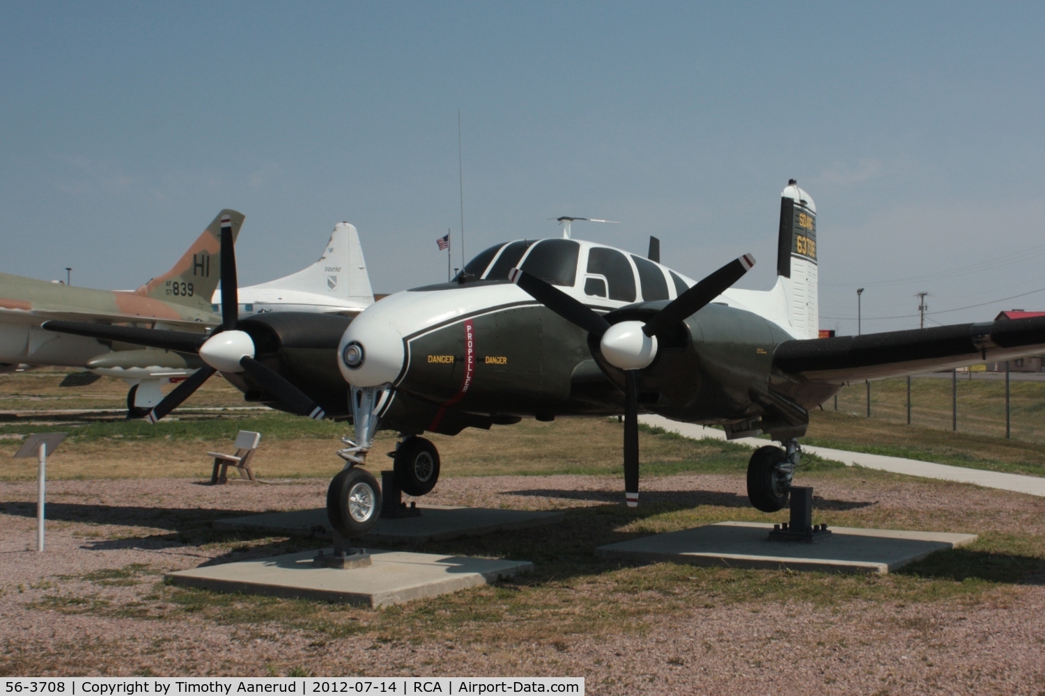 56-3708, 1957 Beech U-8D (L-23D) Seminole C/N LH-109, 1957 Beechcraft L-23D, c/n: 109
