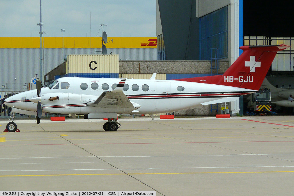 HB-GJU, Raytheon King Air 350 (B300) C/N FL-327, visitor